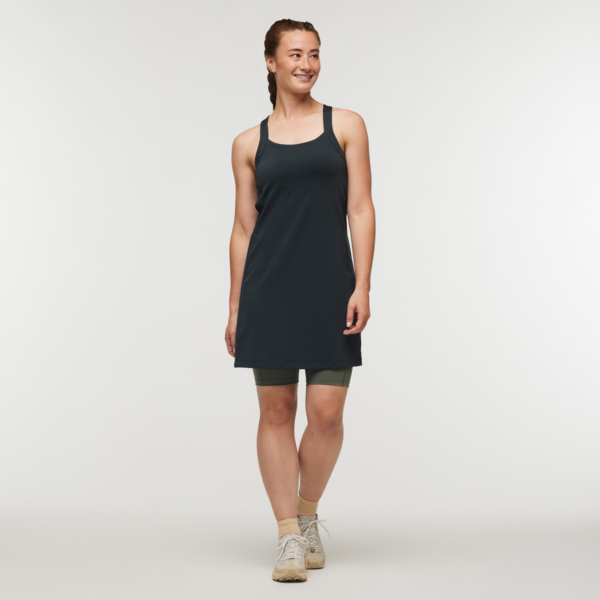 Muevo Dress Women's | Adventure-Ready Style