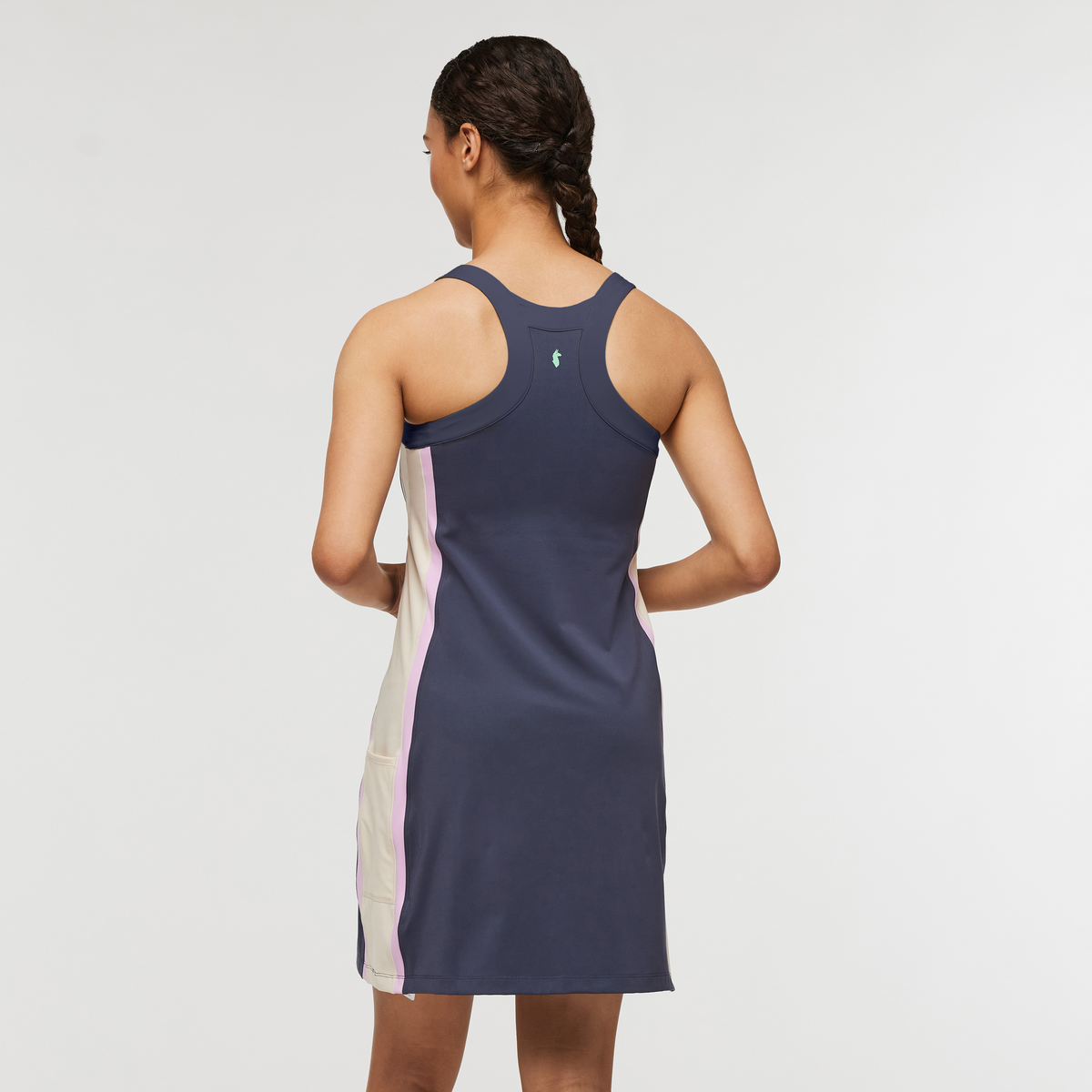 Muevo Dress Women's | Adventure-Ready Style