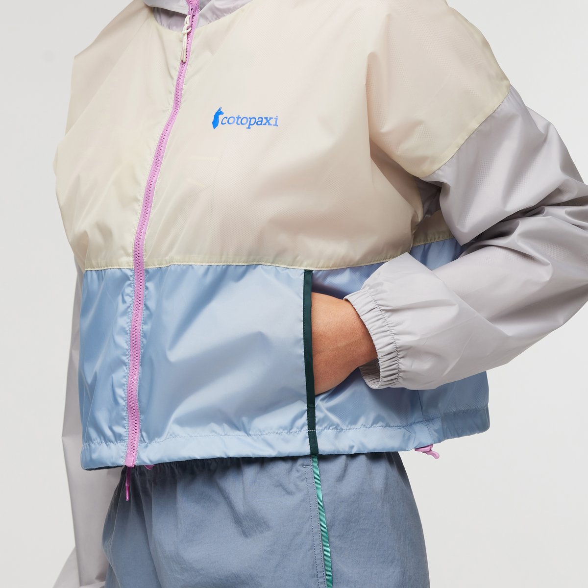 Teca Crop Jacket Women's | Versatile Outdoor Layer