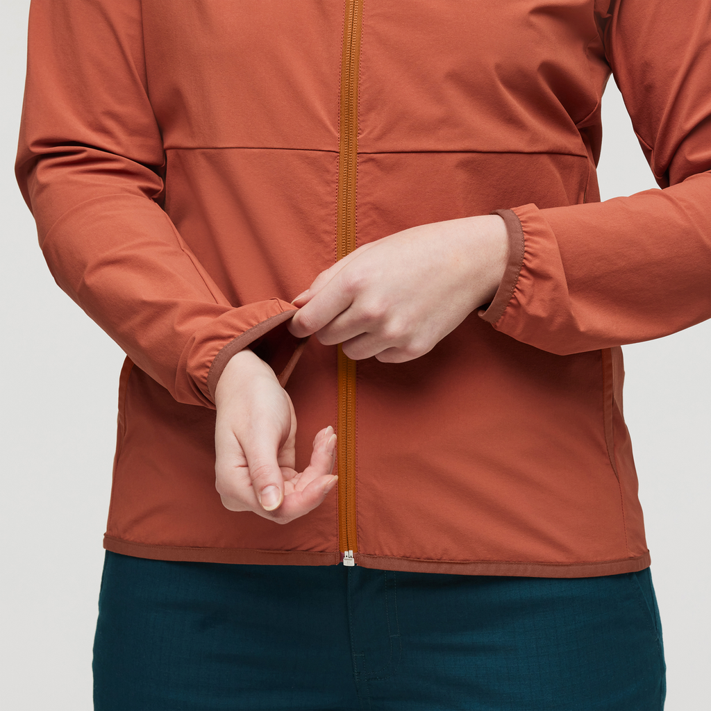 Vuelta Performance Windbreaker Jacket Women's | Versatile Outdoor Layer