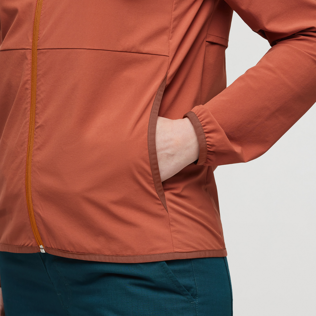 Vuelta Performance Windbreaker Jacket Women's | Versatile Outdoor Layer