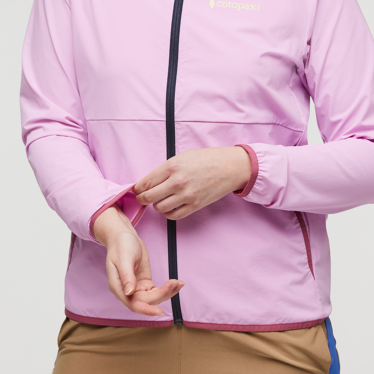 Vuelta Performance Windbreaker Jacket Women's | Versatile Outdoor Layer
