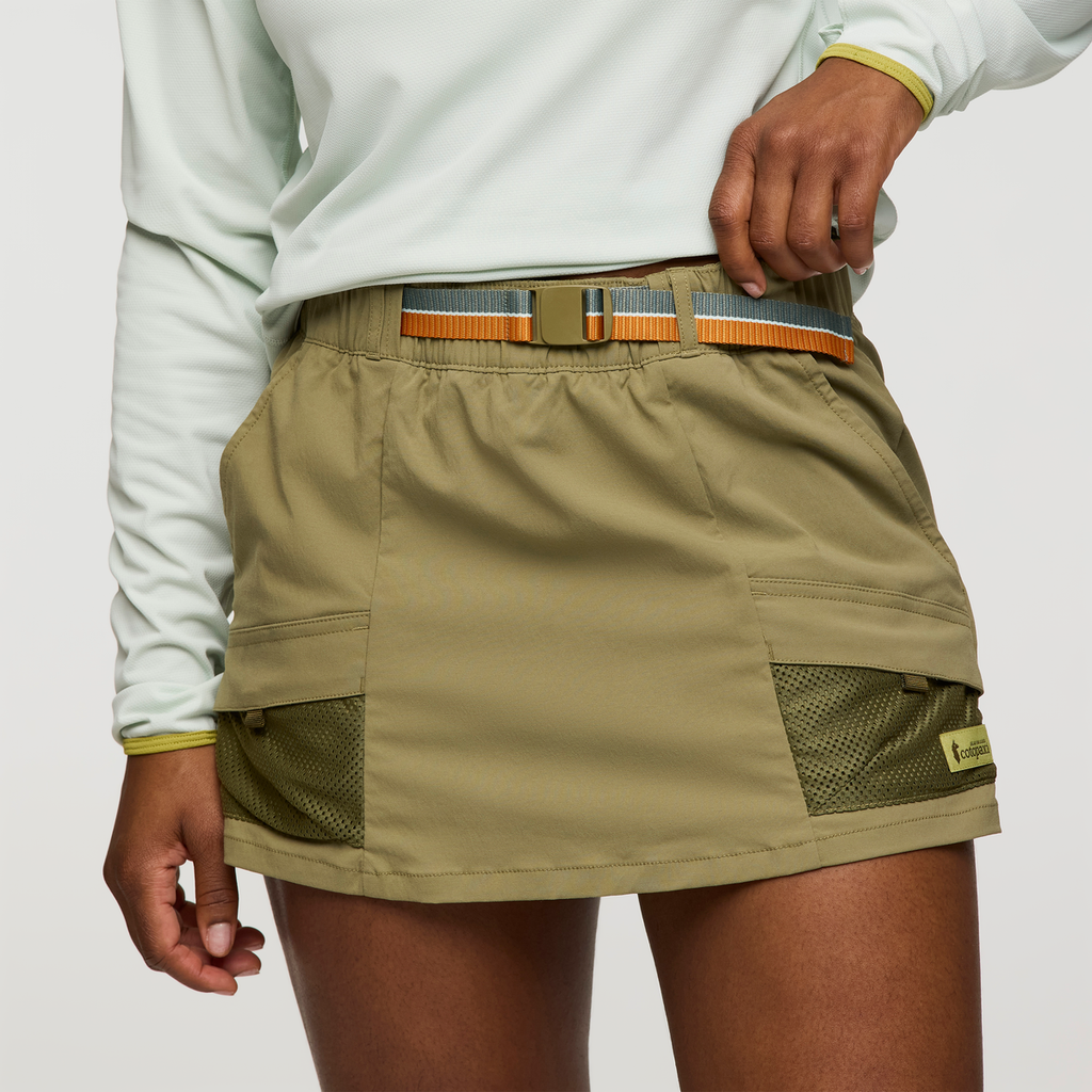 Brinco Skort Women's | Adventure-Ready Comfort