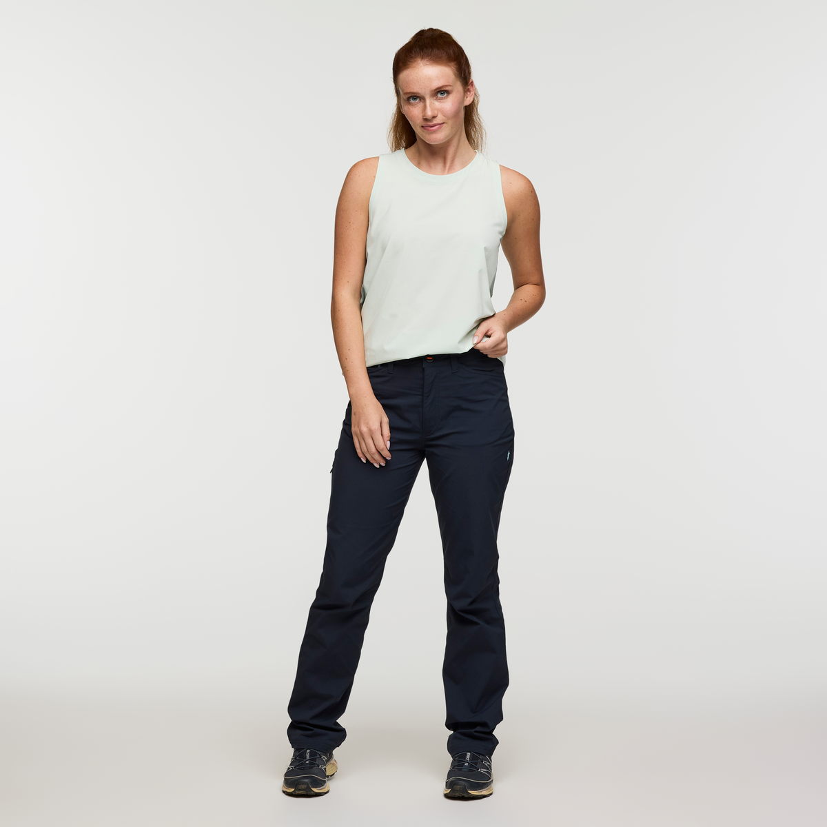 Coraje Tech Pant Women's | Versatile Outdoor Bottoms