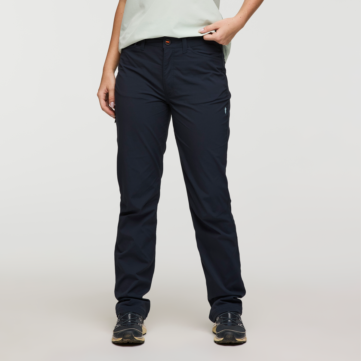 Coraje Tech Pant Women's | Versatile Outdoor Bottoms