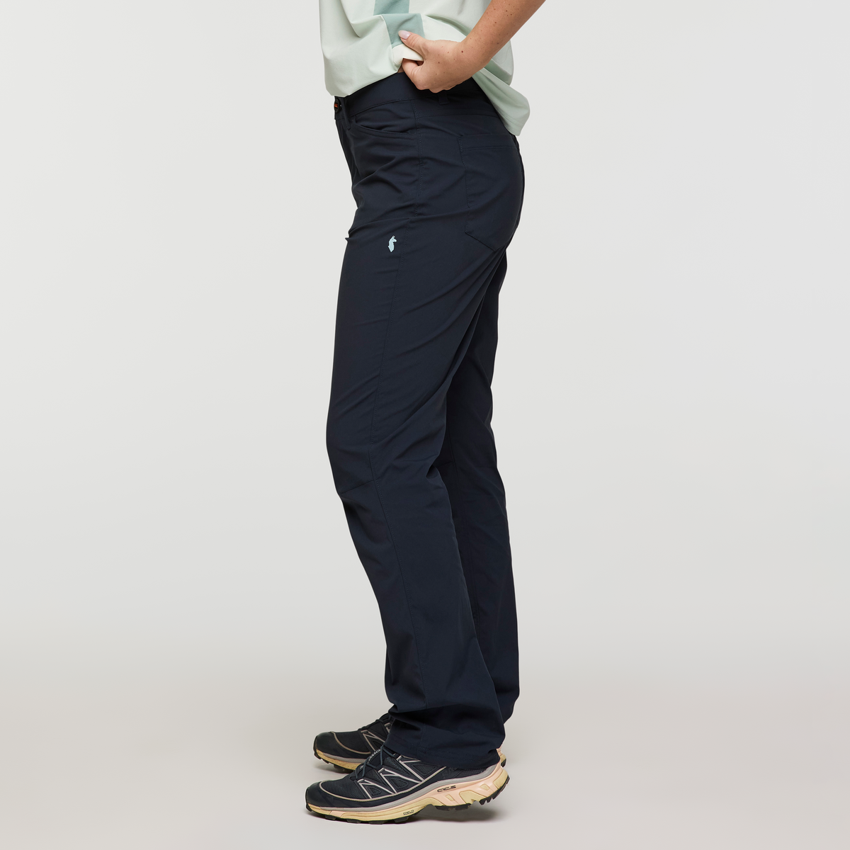 Coraje Tech Pant Women's | Versatile Outdoor Bottoms