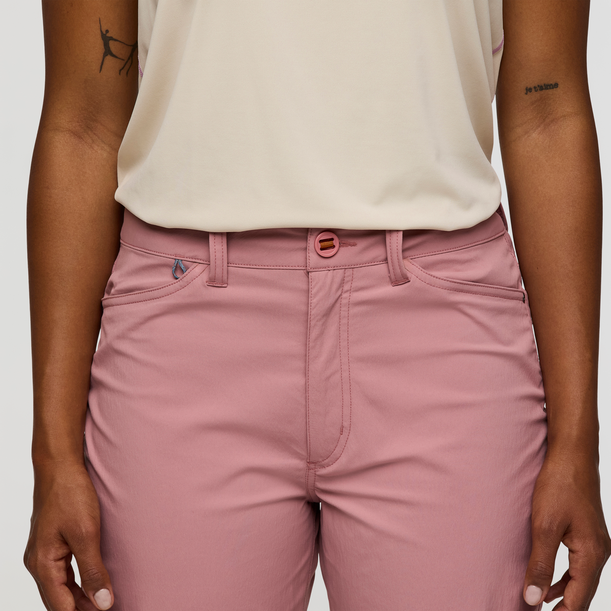 Coraje Tech Pant Women's | Versatile Outdoor Bottoms
