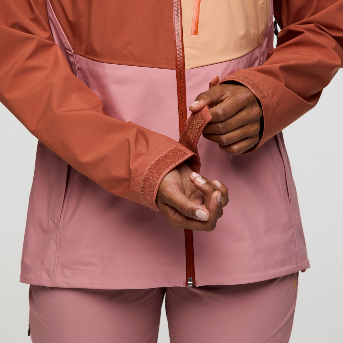 Impermeo 3L Hooded Shell Jacket Women's | Versatile Outdoor Layer