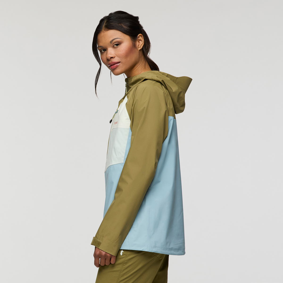Impermeo 3L Hooded Shell Jacket Women's | Versatile Outdoor Layer