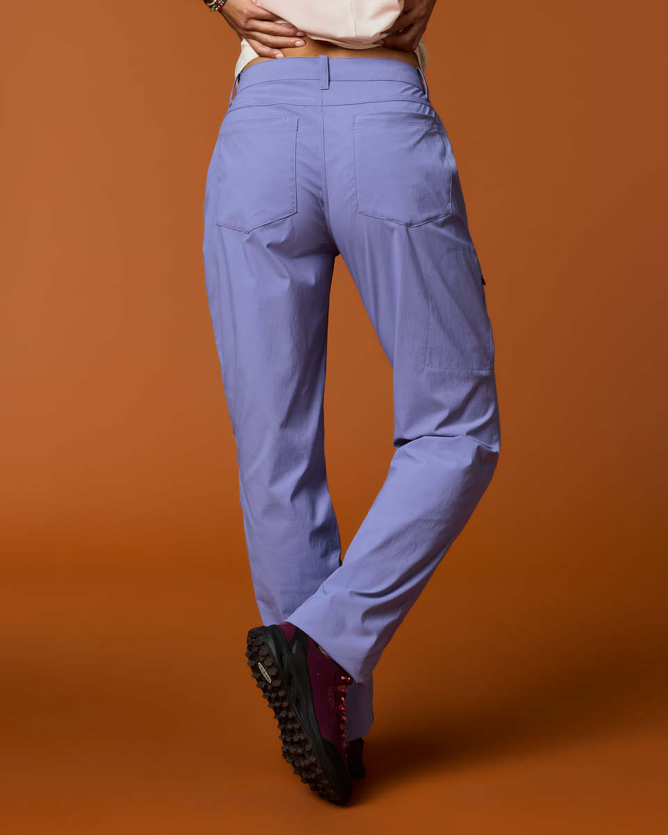 Coraje Tech Pant Women's | Versatile Outdoor Bottoms