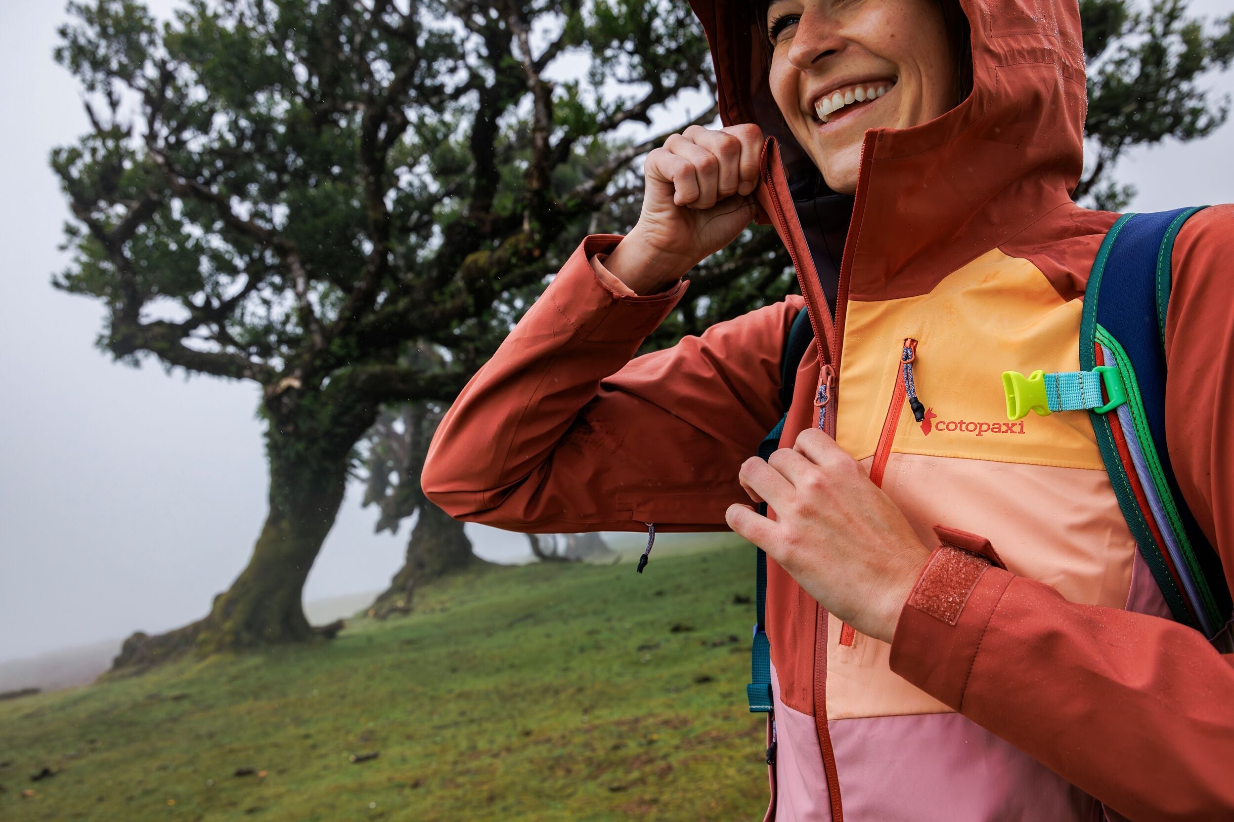 Impermeo 3L Hooded Shell Jacket Women's | Versatile Outdoor Layer