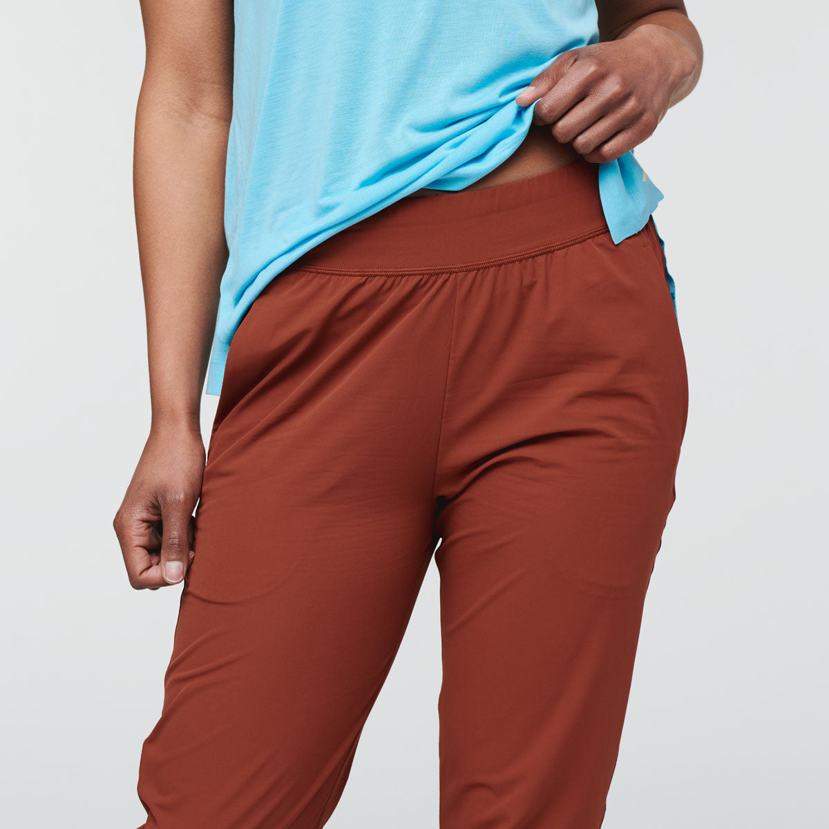 Veza Adventure Jogger Women's | Versatile Outdoor Bottoms