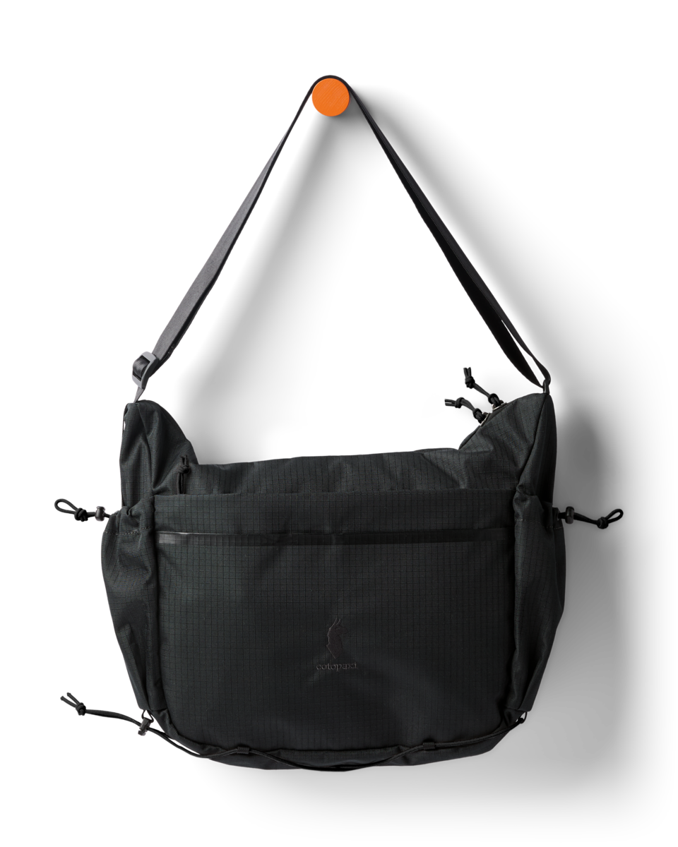 Viaje 12L Shoulder Bag | Versatile Everyday Carry