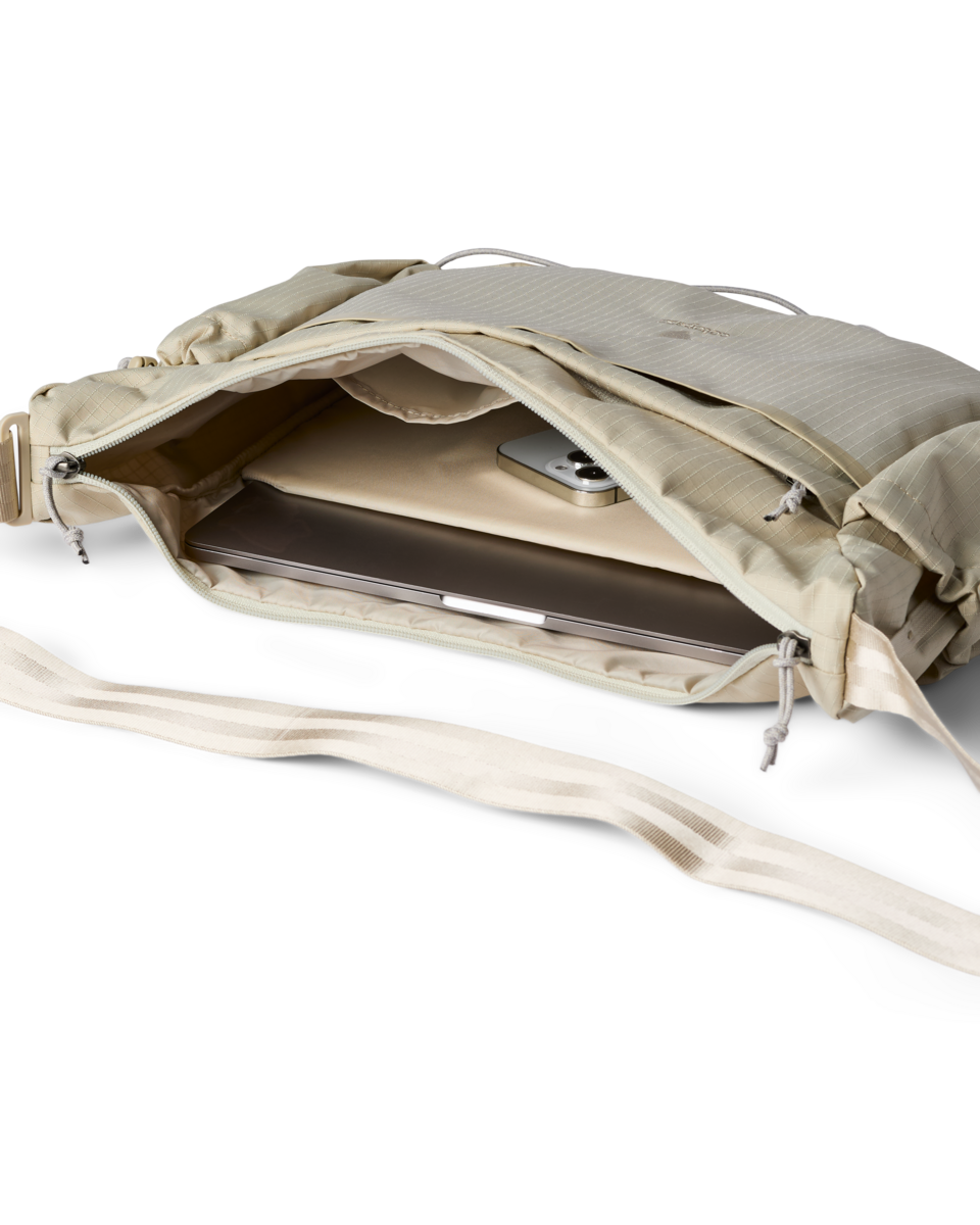 Viaje 12L Shoulder Bag | Versatile Everyday Carry
