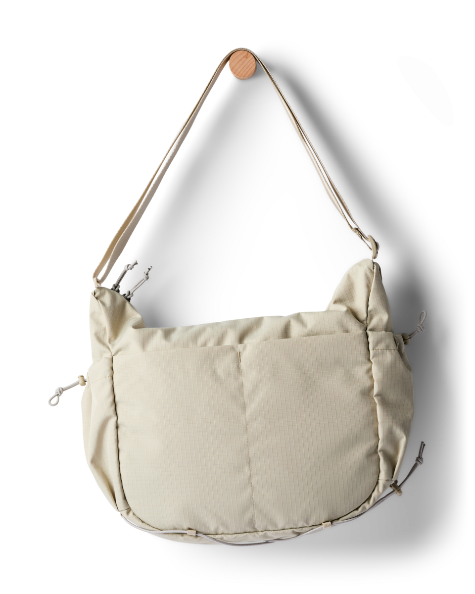 Viaje 12L Shoulder Bag | Versatile Everyday Carry