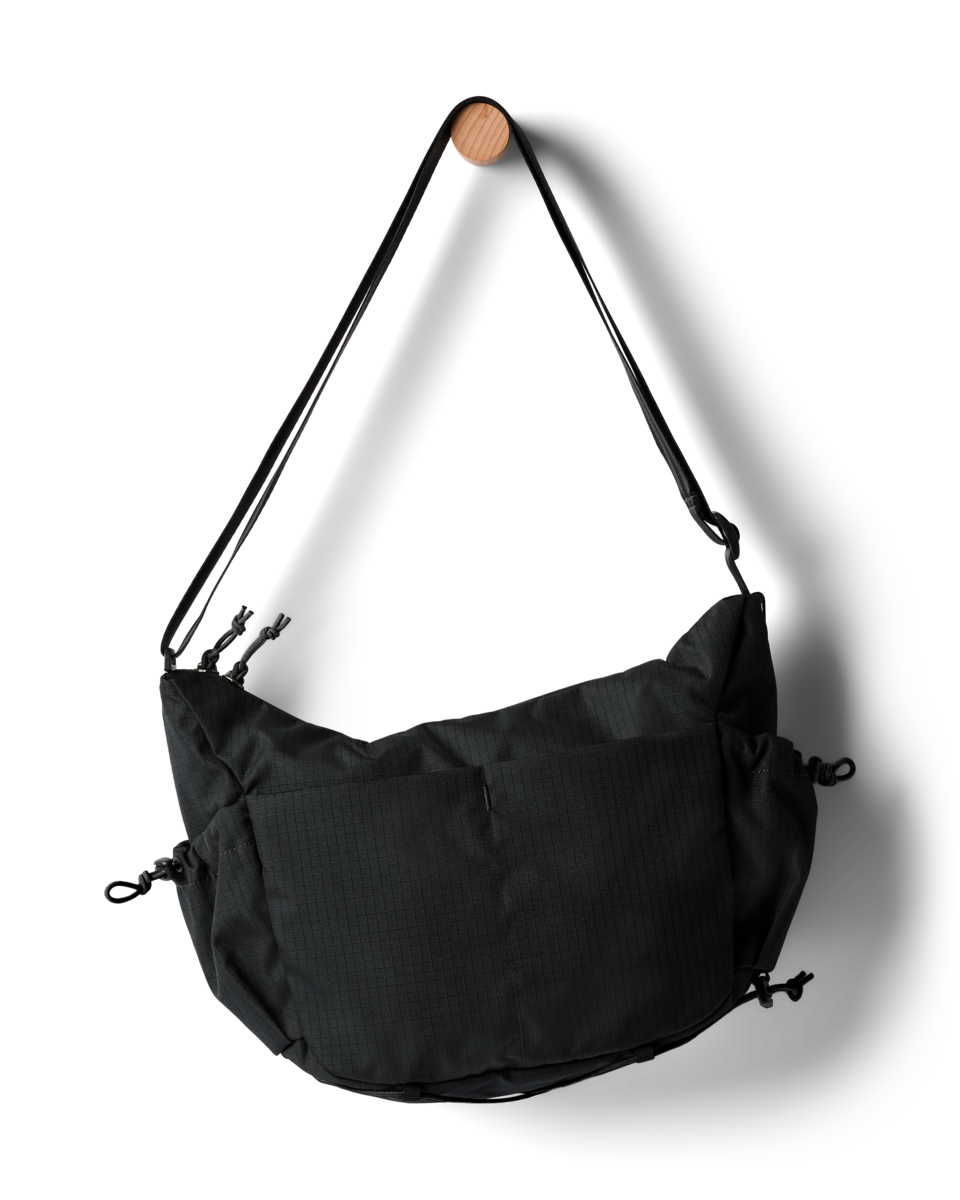 Viaje 9L Shoulder Bag | Versatile Everyday Carry
