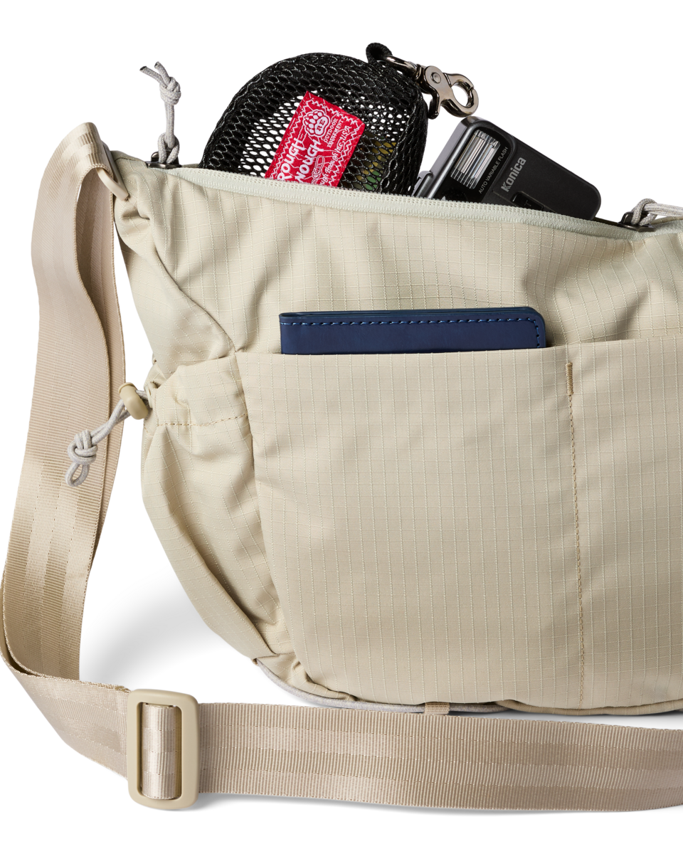 Viaje 9L Shoulder Bag | Versatile Everyday Carry