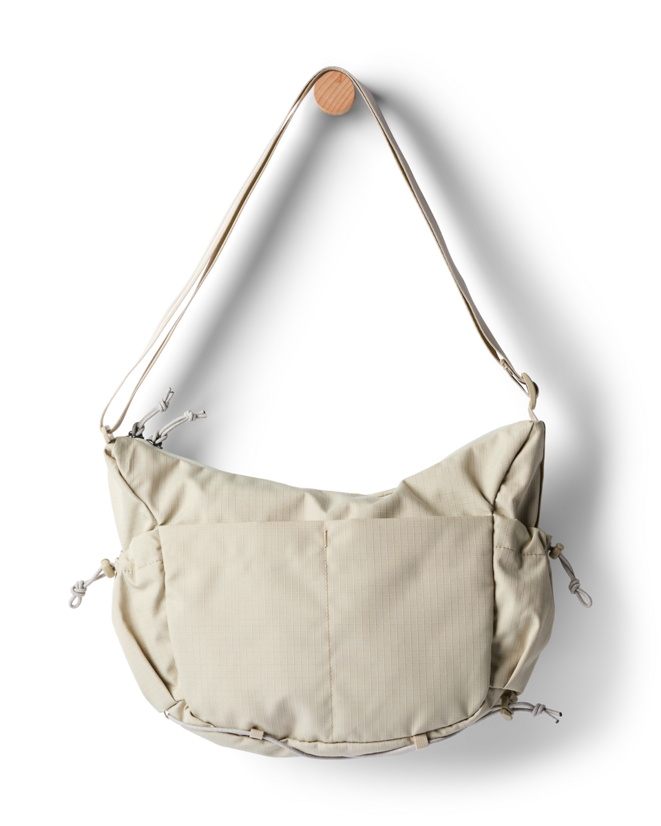 Viaje 9L Shoulder Bag | Versatile Everyday Carry