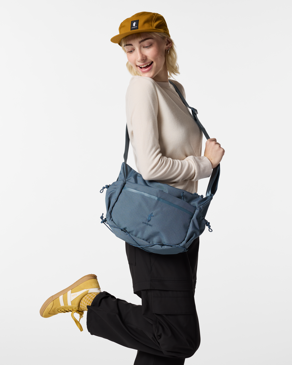 Viaje 9L Shoulder Bag | Versatile Everyday Carry