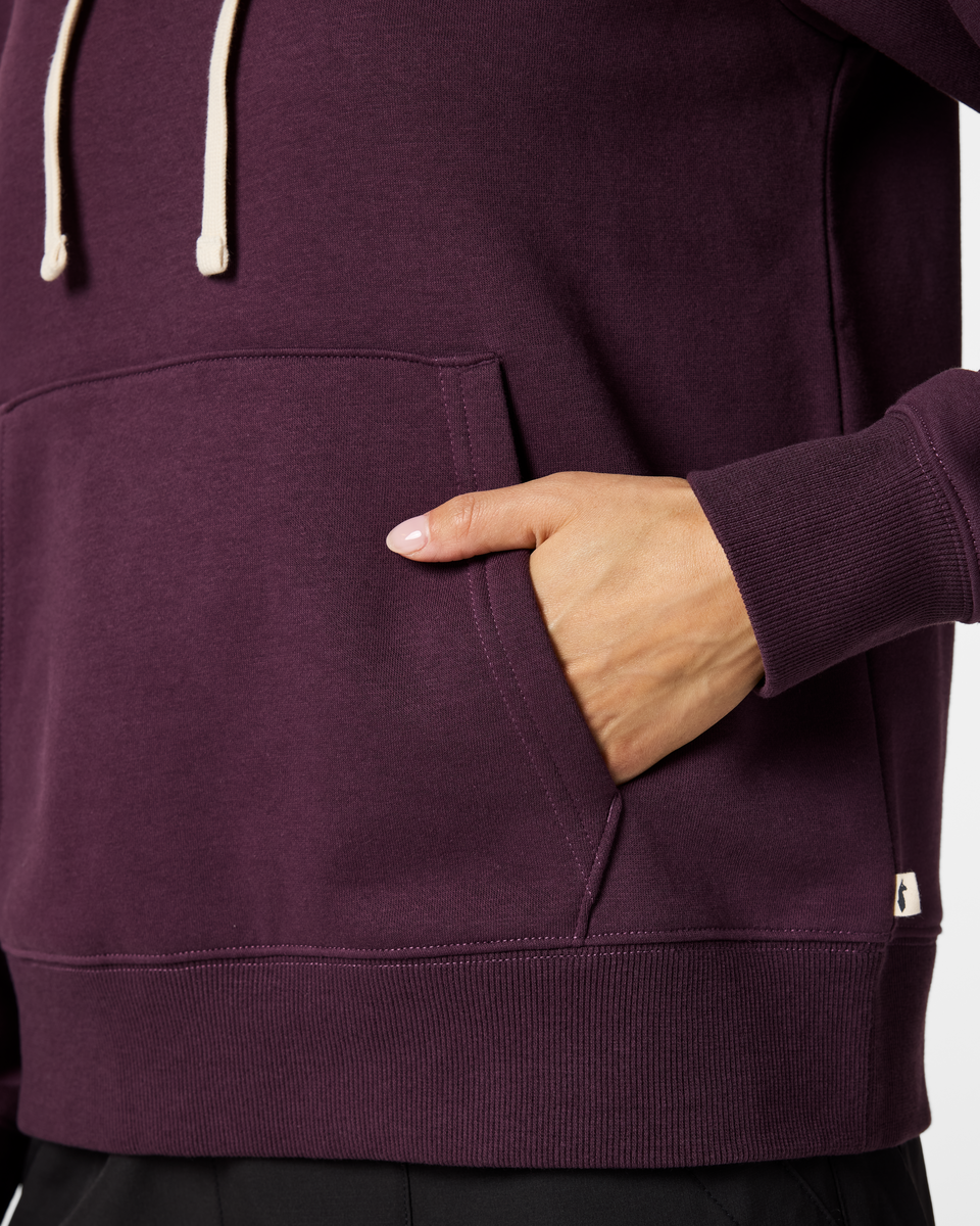 Llama Patch Pullover Hoodie Women's | Cozy Outdoor Layer